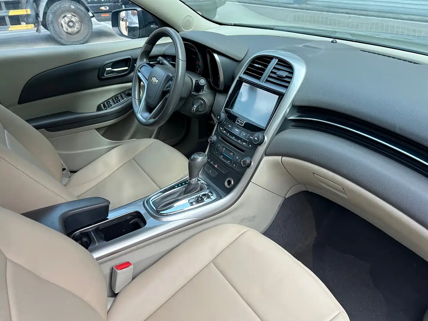 Chevrolet Malibu 2014 2.0L Automatic Comfort фото 12