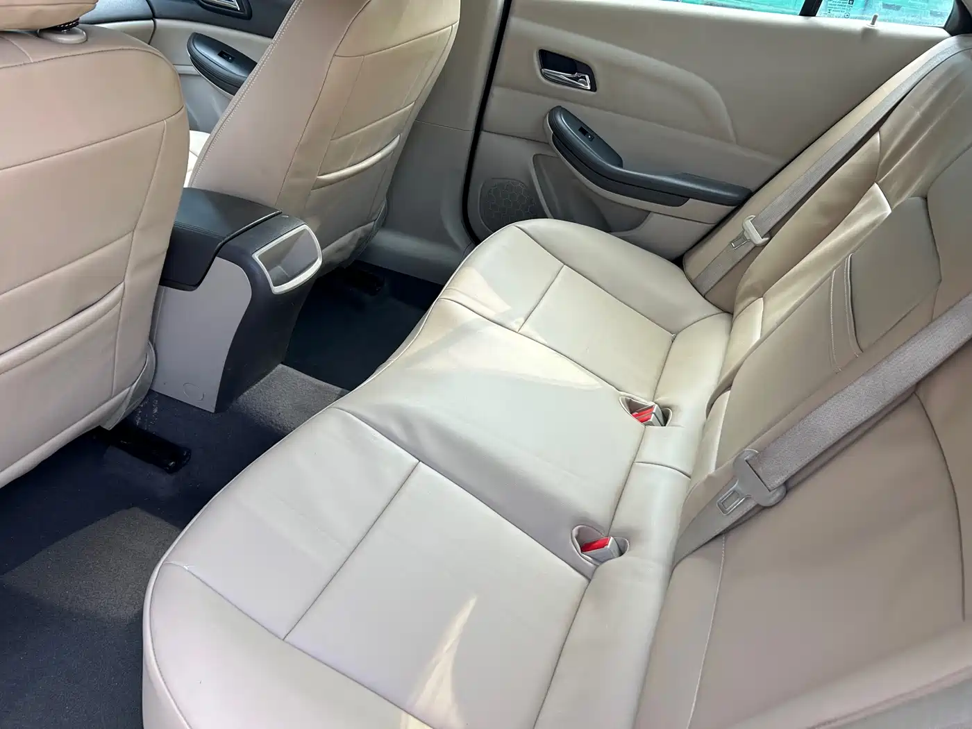 Chevrolet Malibu 2014 2.0L Automatic Comfort фото 13