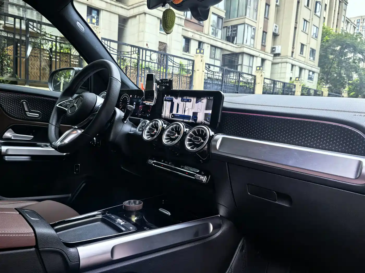 Mercedes-Benz GLB 2026 2025 GLB 220 Dynamic