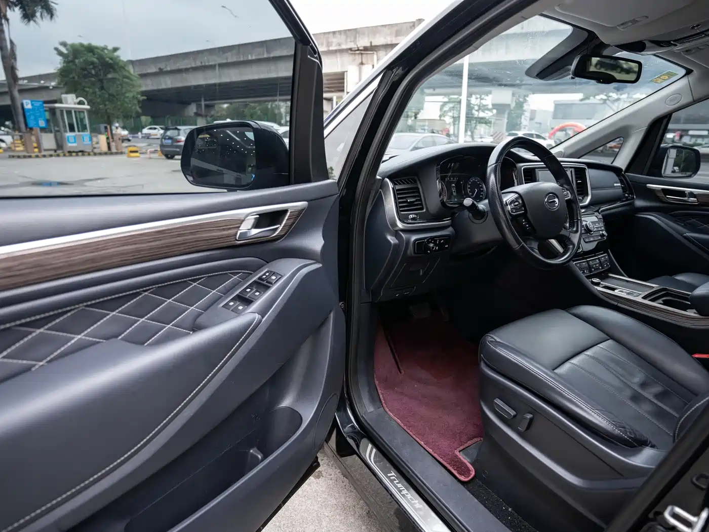 GAC Trumpchi Trumpchi M8 2018 320T Premium Edition фото 8