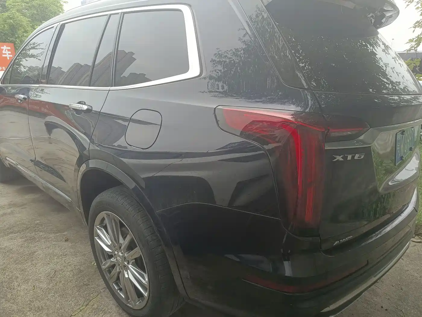 CADILLAC XT6