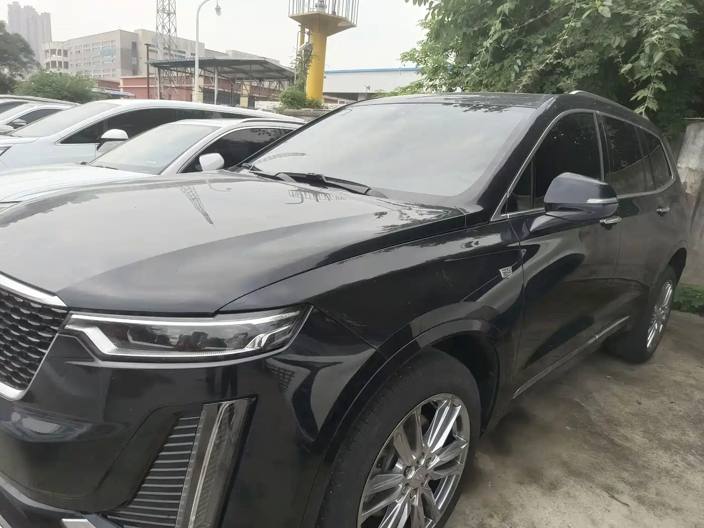 CADILLAC XT6