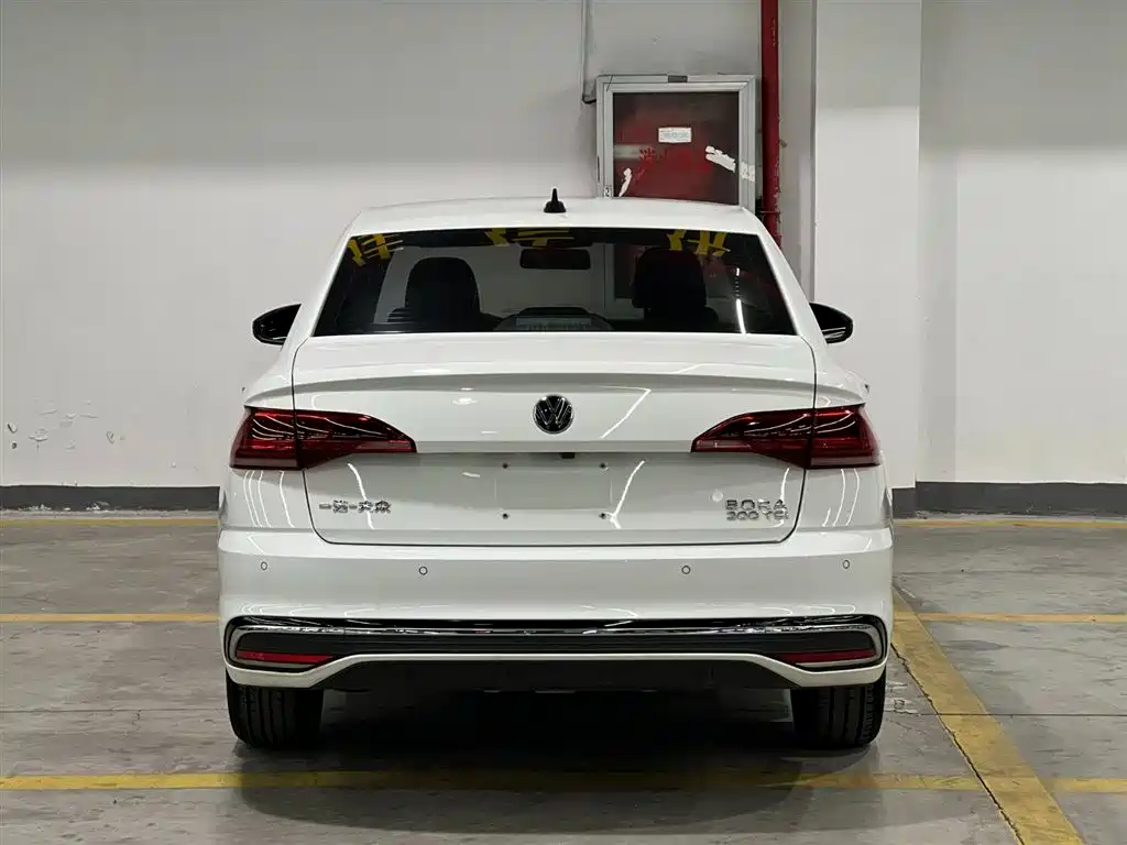 Volkswagen Bora 2023 200TSI DSG Yuexing Edition фото 6