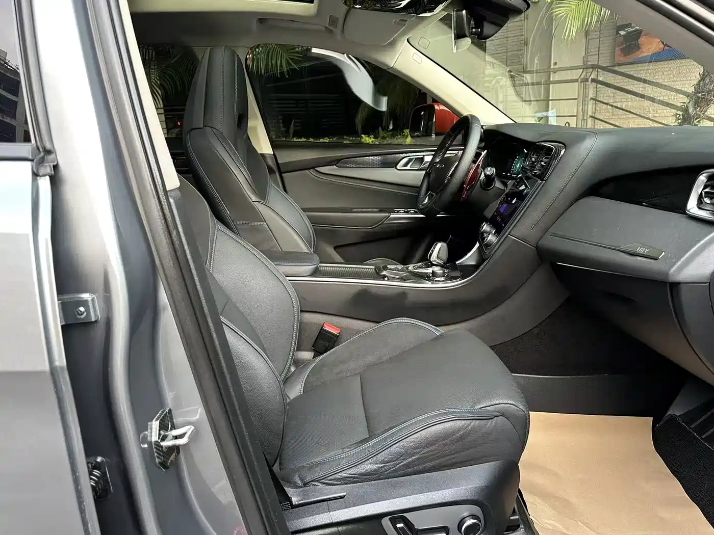Lynk & Co 01 EM-P 2019 2018 1.5T PHEV Jin Pro China V