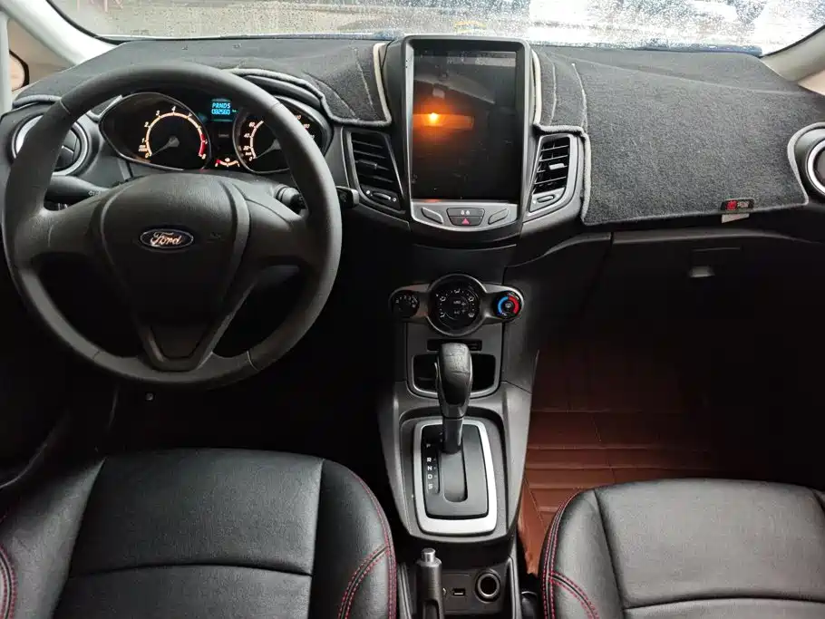 Ford Fiesta 2015 2013 Hatchback 1.5L Automatic Fashion