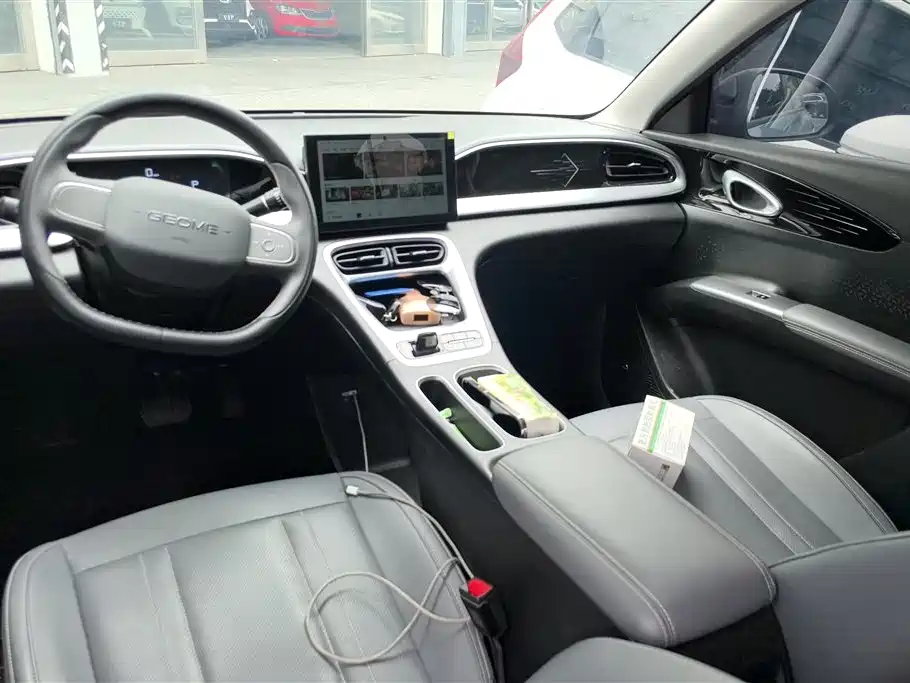 Geely Galaxy Starry Wish 2025 310km Youth Edition фото 12