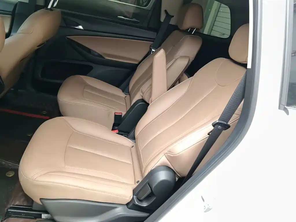 BUICK GL6