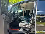 Фото 4 - Honda Elysion