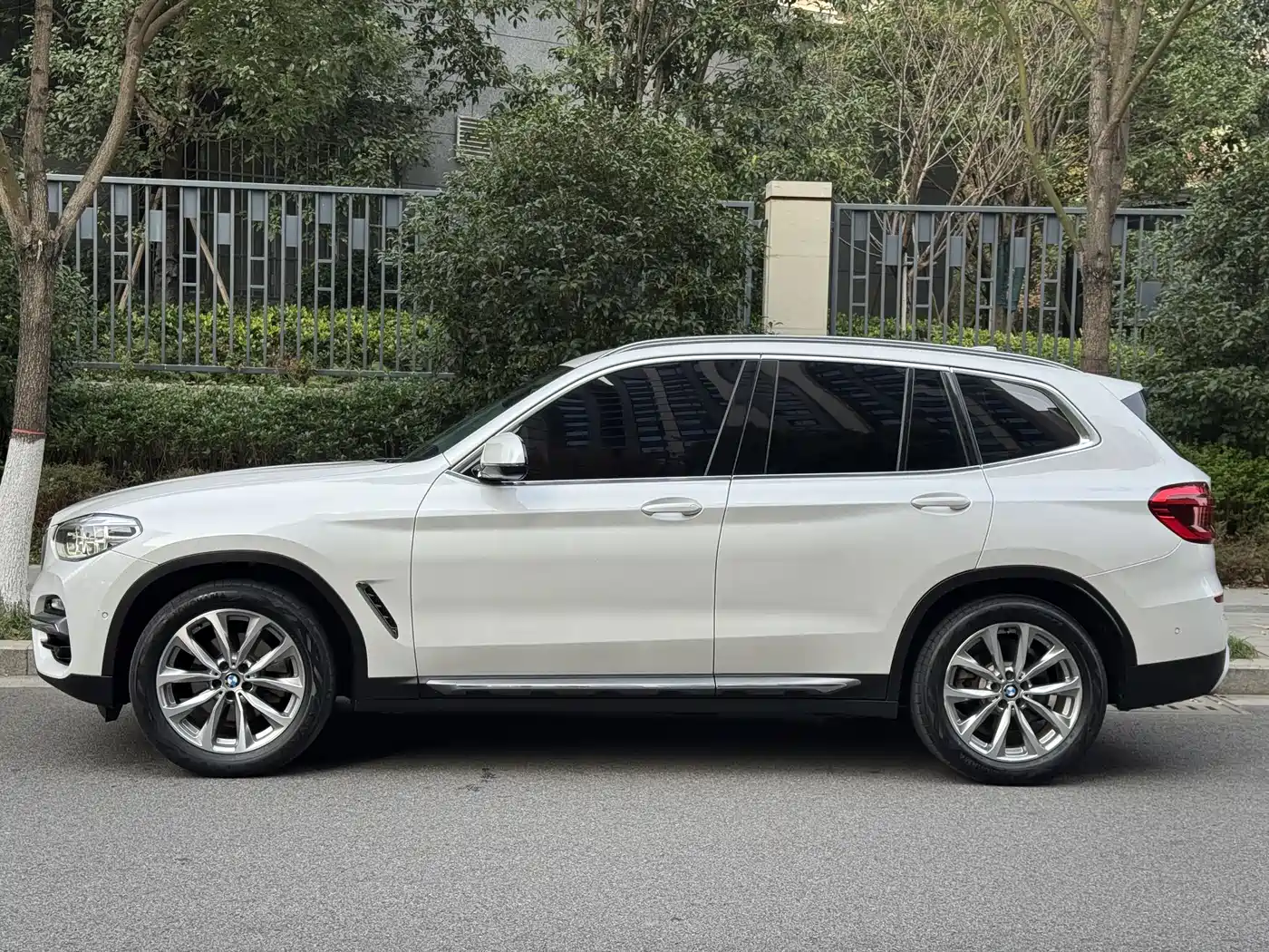 BMW X3 2018 xDrive25i Luxury Package China V фото 3