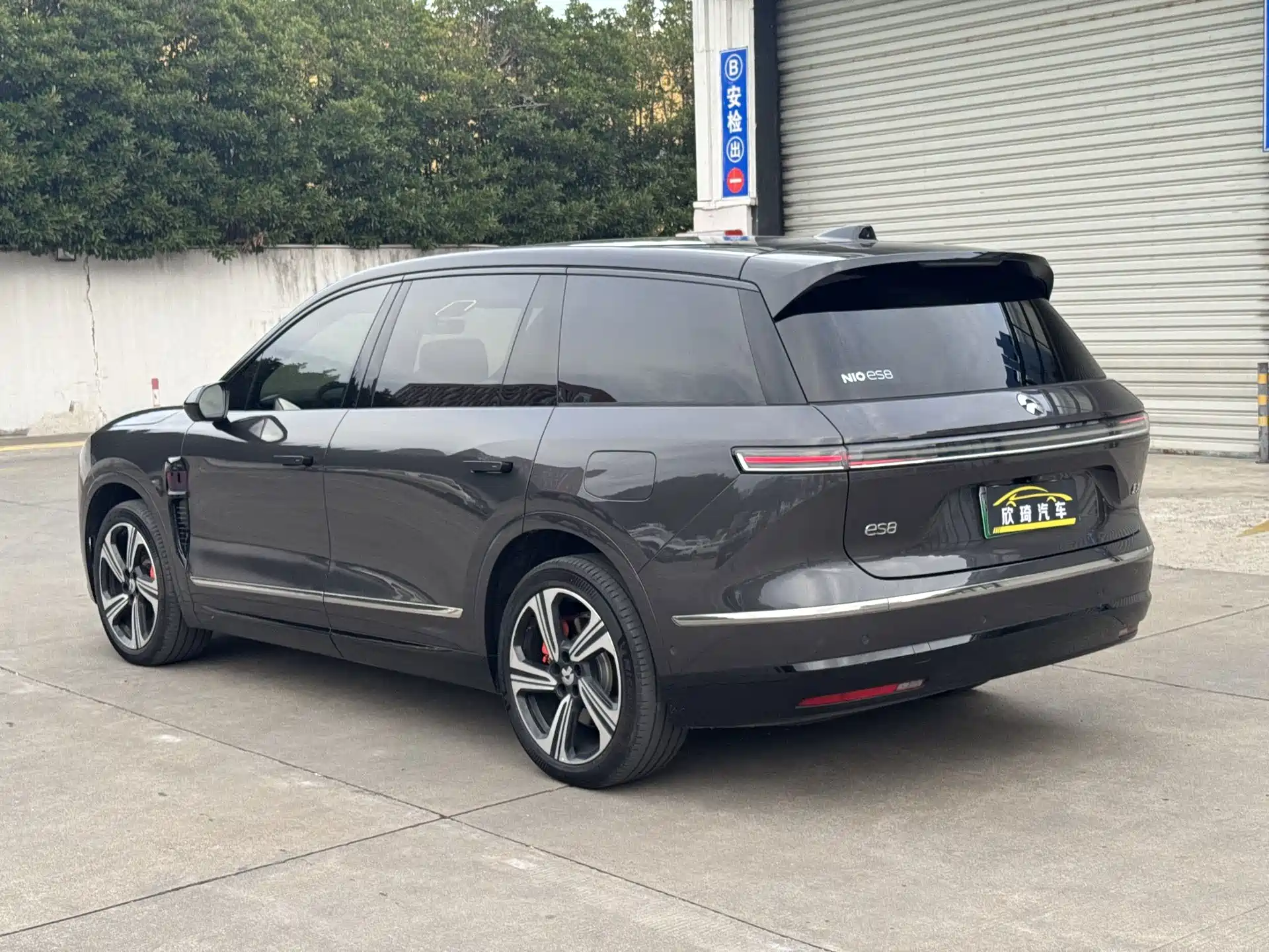 Фото 20 - NIO ES8