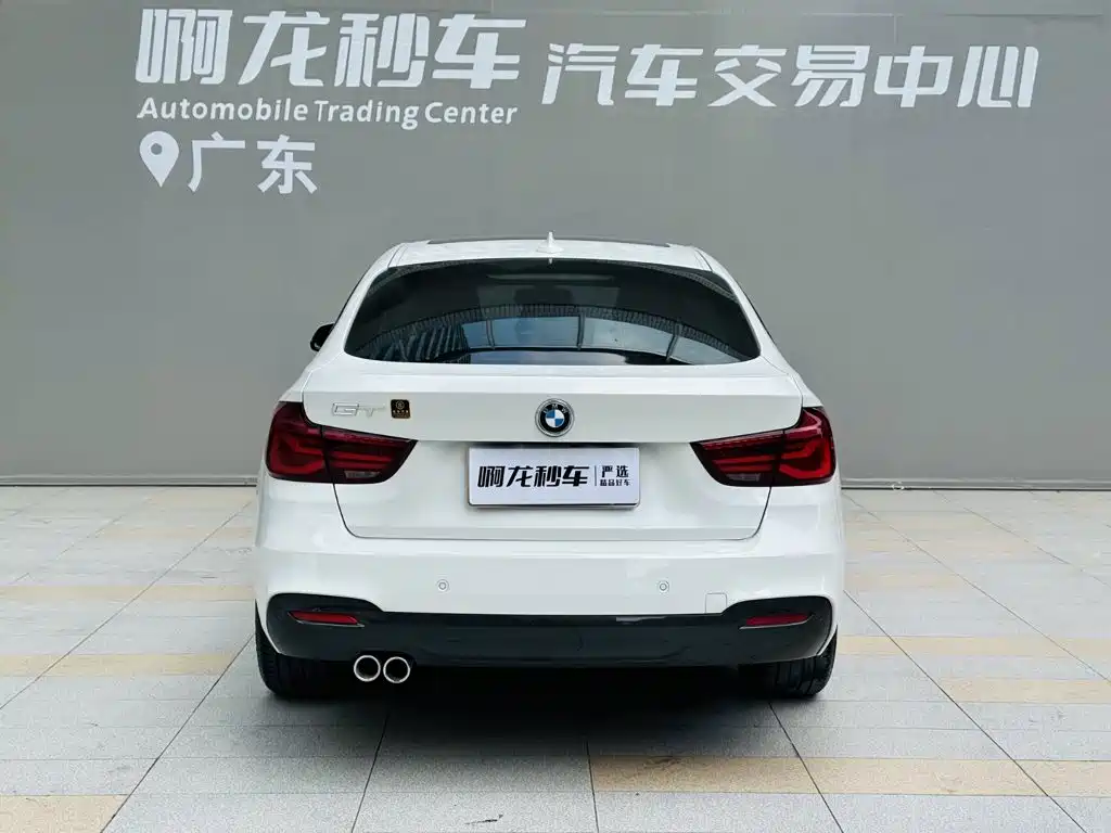 BMW 3 Series GT 2021 2020 320i M Sport Package