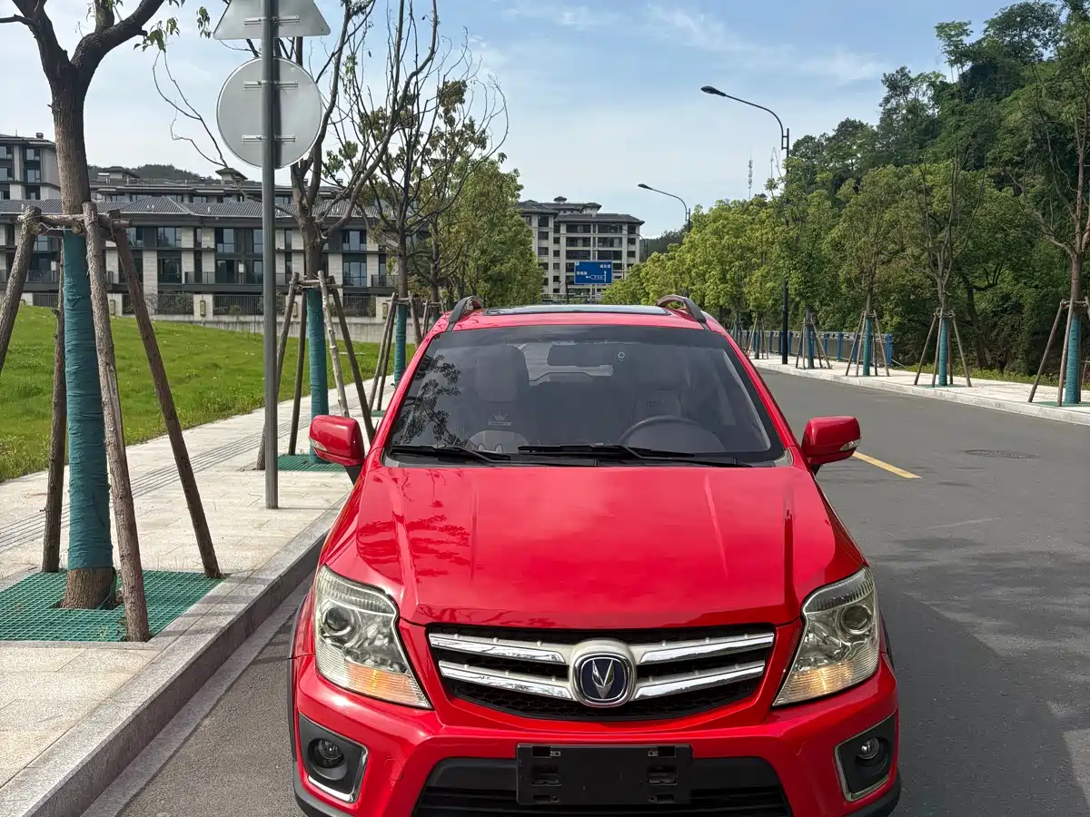 Changan CX20 2015 2014 1.4L IMT Sunroof Navigation China IV