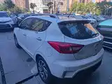 Фото 5 - JAC Refine S2