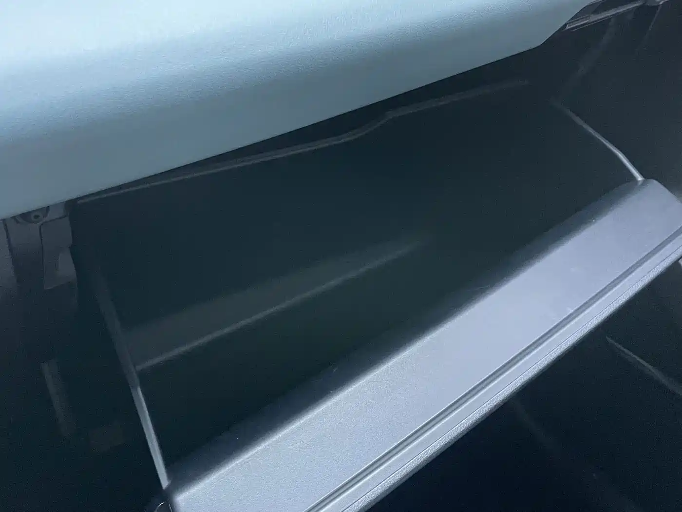 Geely Emgrand S 2022 2022 1.4T CVT Crossover Player