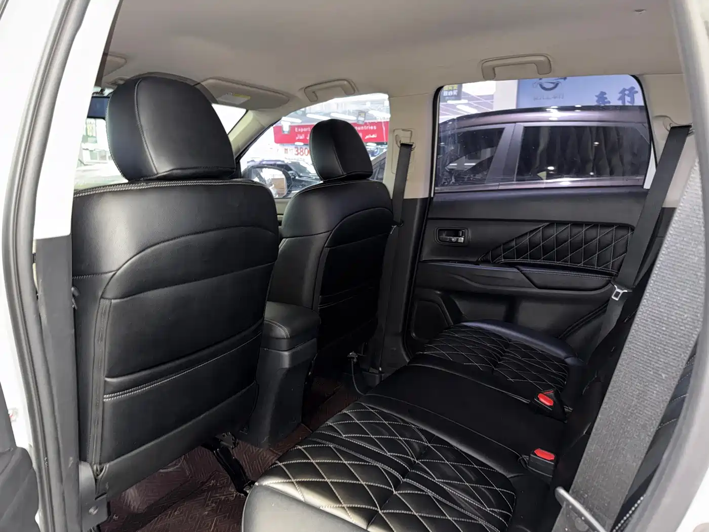 Mitsubishi Outlander 2021 2.0L 2WD Smooth Ride Version 5-Seater фото 10