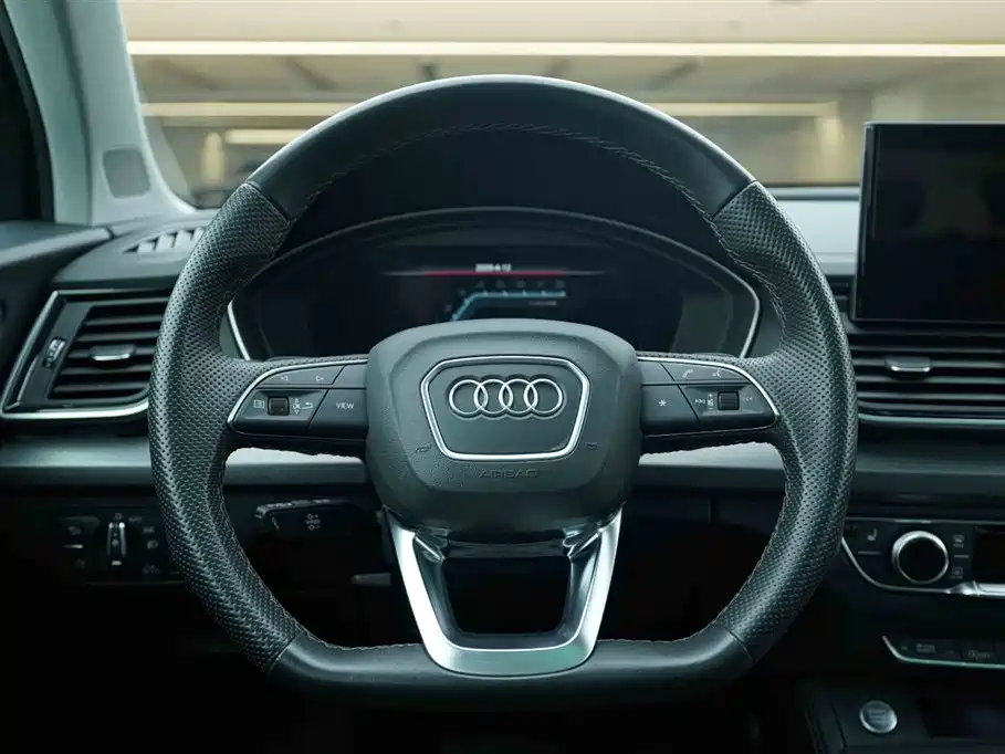 Audi Q5L 2022 45T Luxury Dynamic фото 17