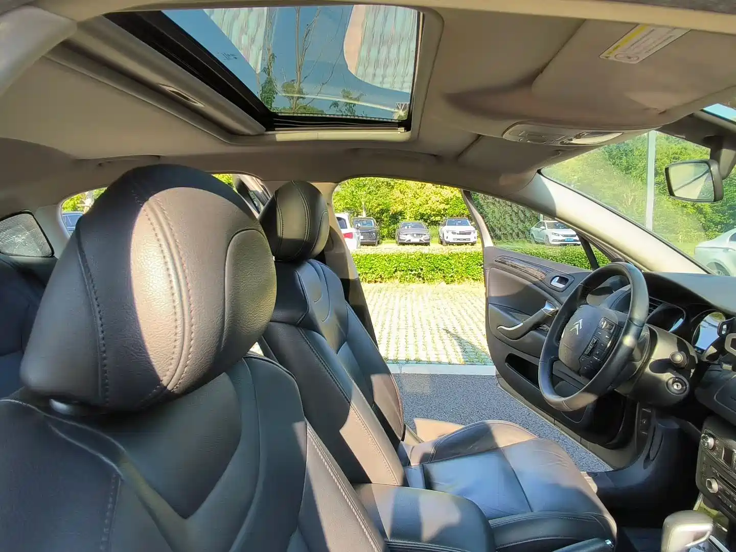 Photo 8 - Citroën C5