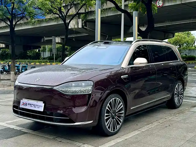 AITO Wenjie AITO M9 2025