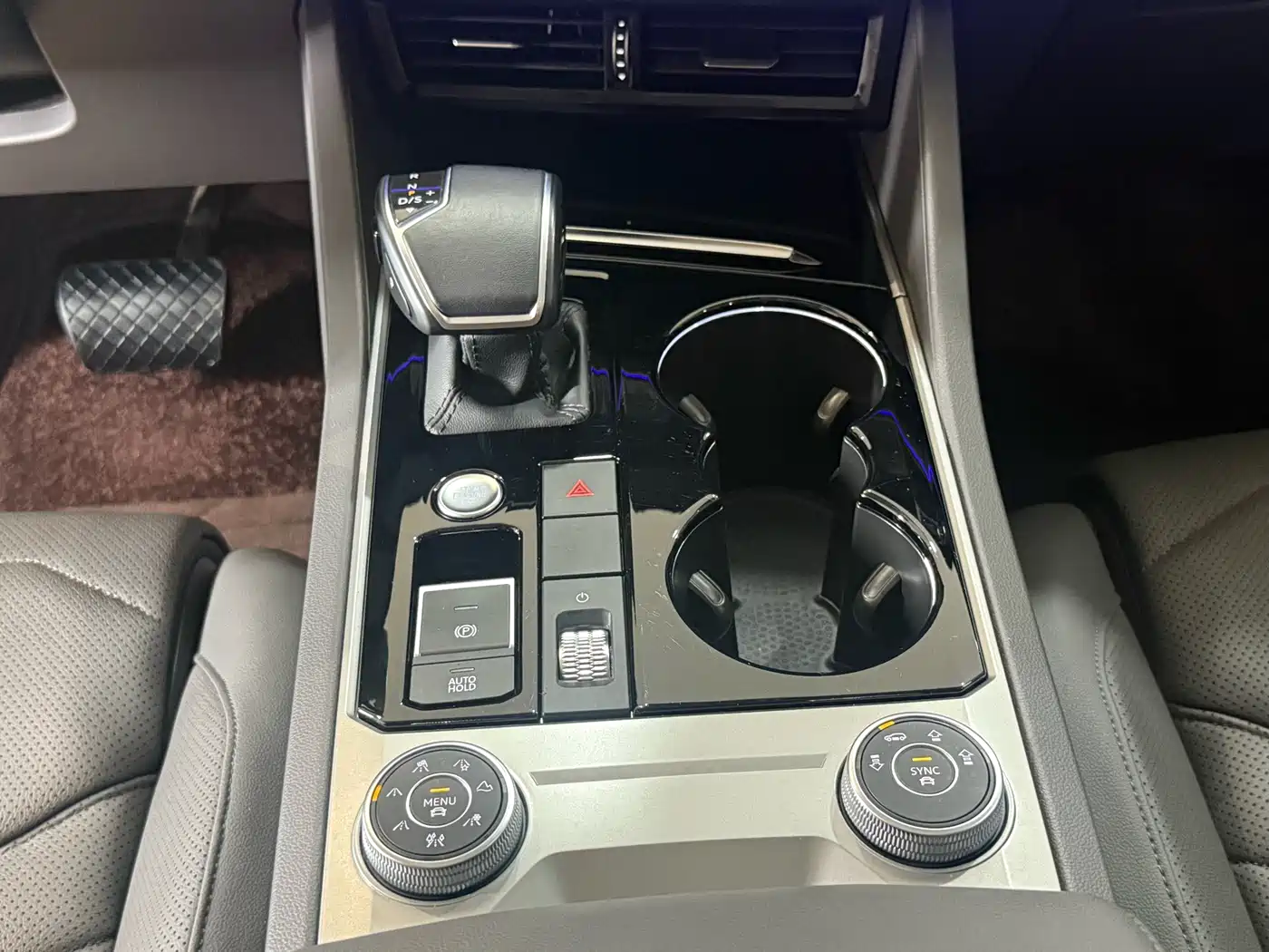 Volkswagen Touareg 2022 2021 2.0TSI R-Line