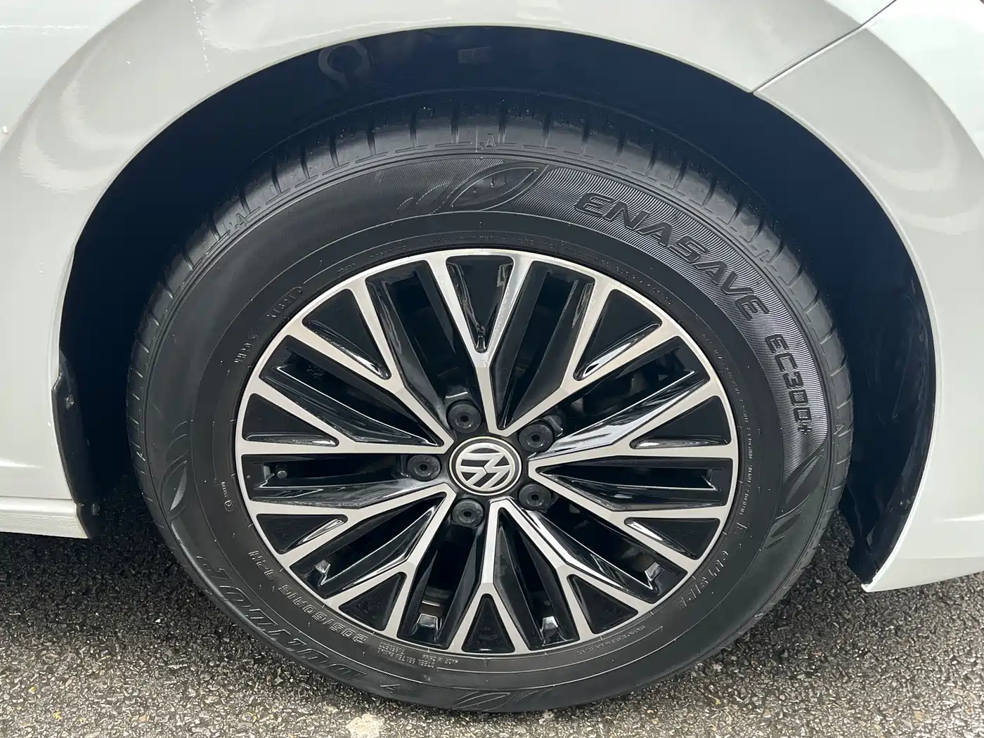 Volkswagen Sagitar 2021 200TSI DSG Comfort Smart Edition фото 14