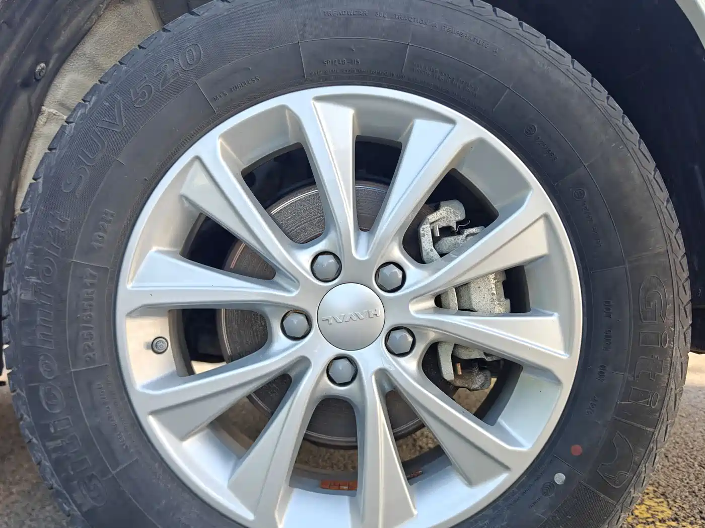 Haval M6 2023 PLUS 1.5T Manual Luxury Smart Connect фото 8