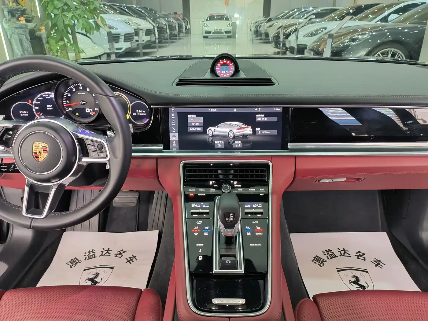Porsche Panamera 2019 Panamera 4 Executive Long Wheelbase 2.9T фото 8
