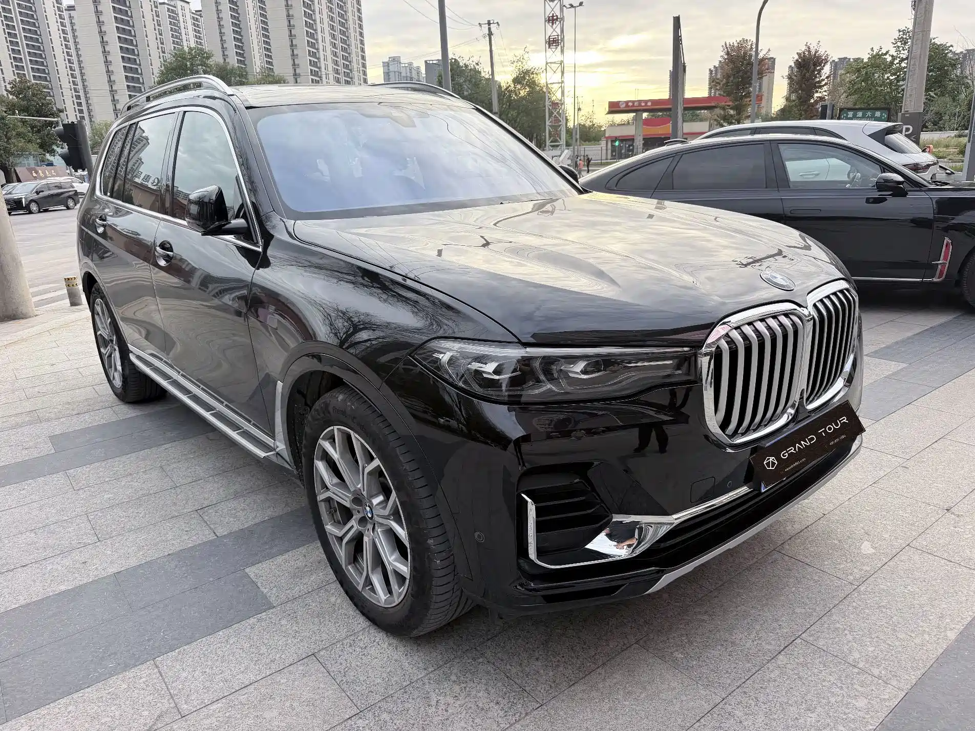 Фото 2 - BMW X7
