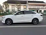 Photo 4 - Geely Emgrand