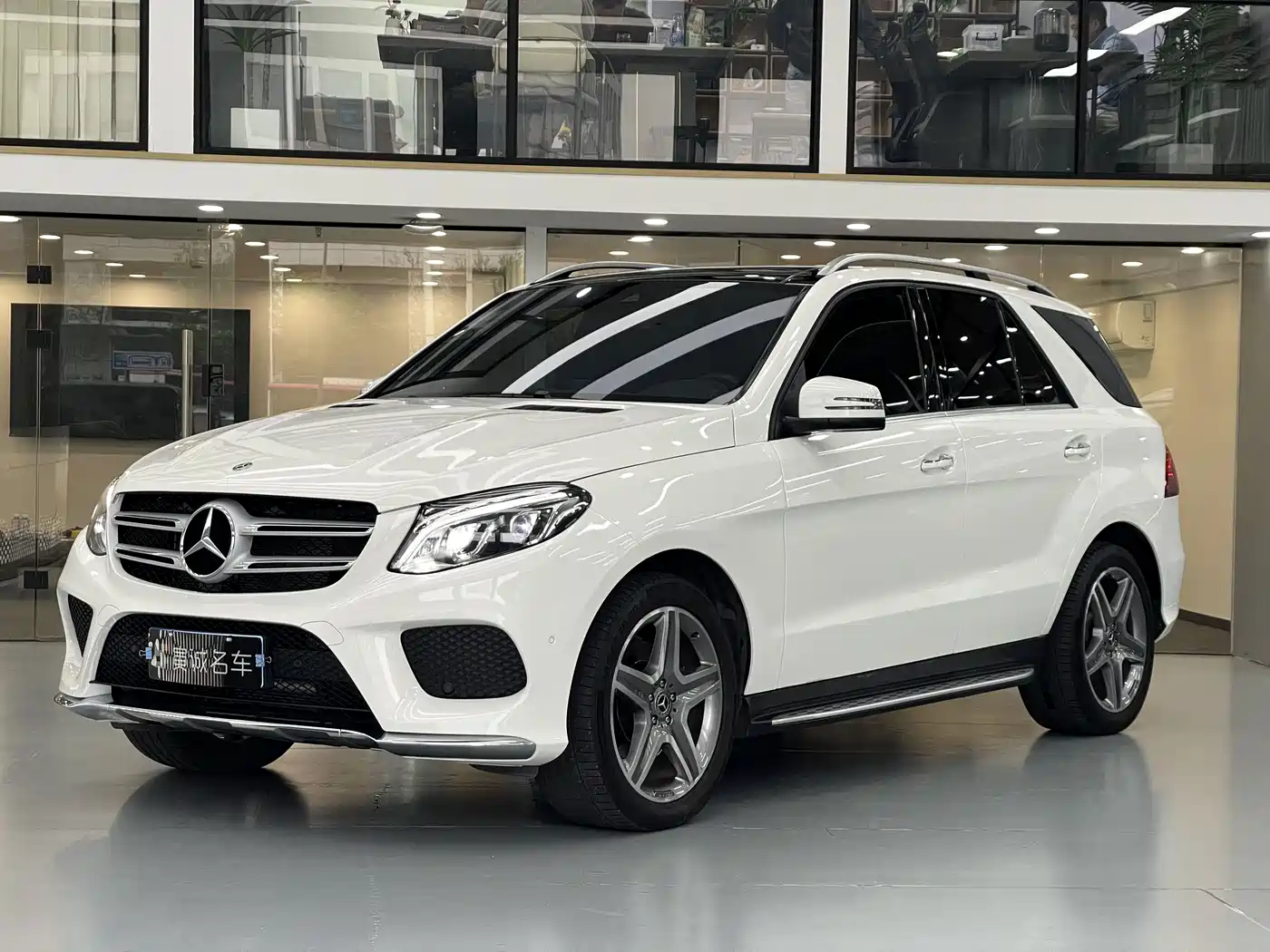 Mercedes-Benz GLE 2018 GLE 400 4MATIC Ultimate Edition