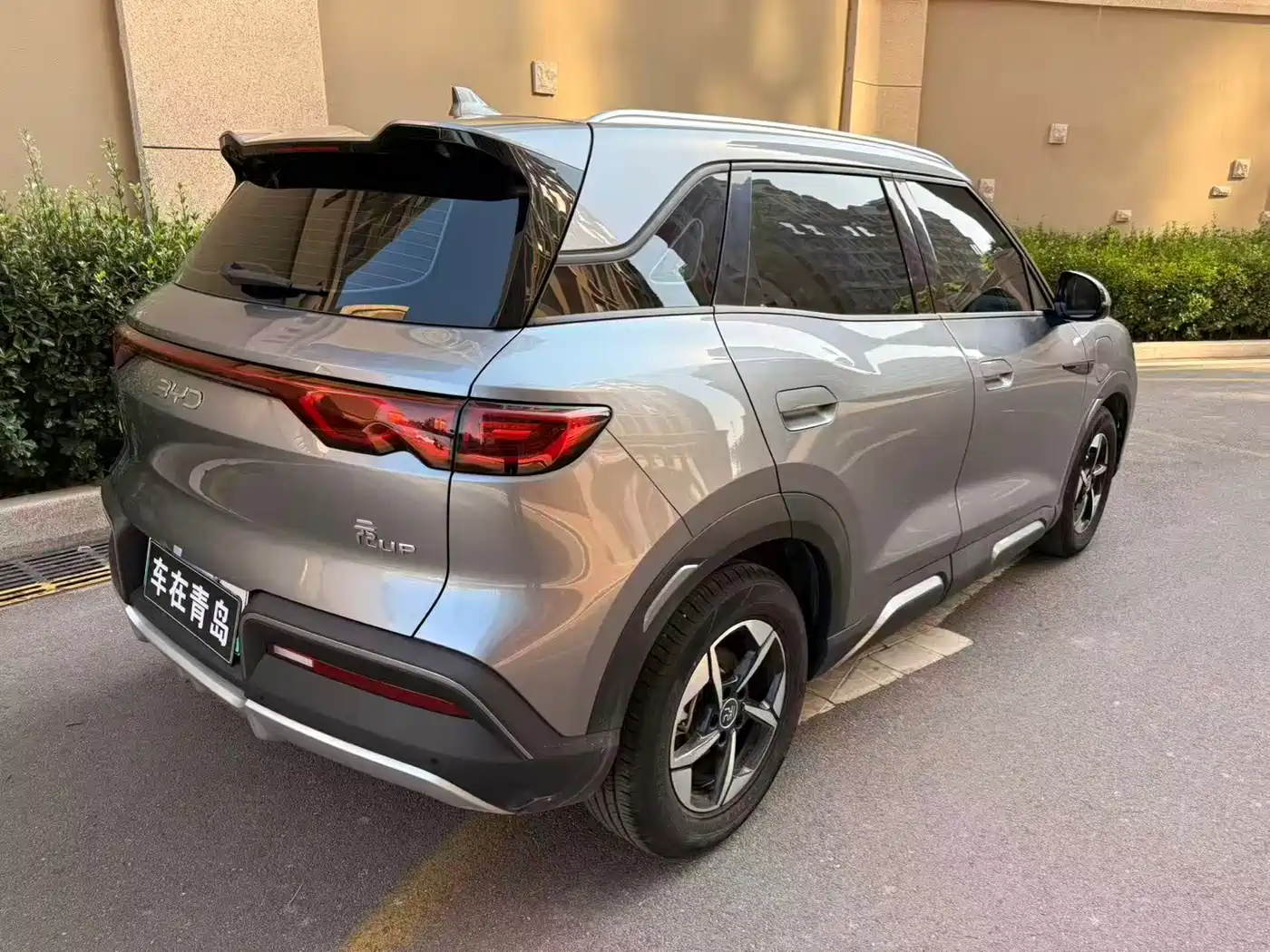 BYD Yuan UP 2024 401KM Surpass Edition фото 12