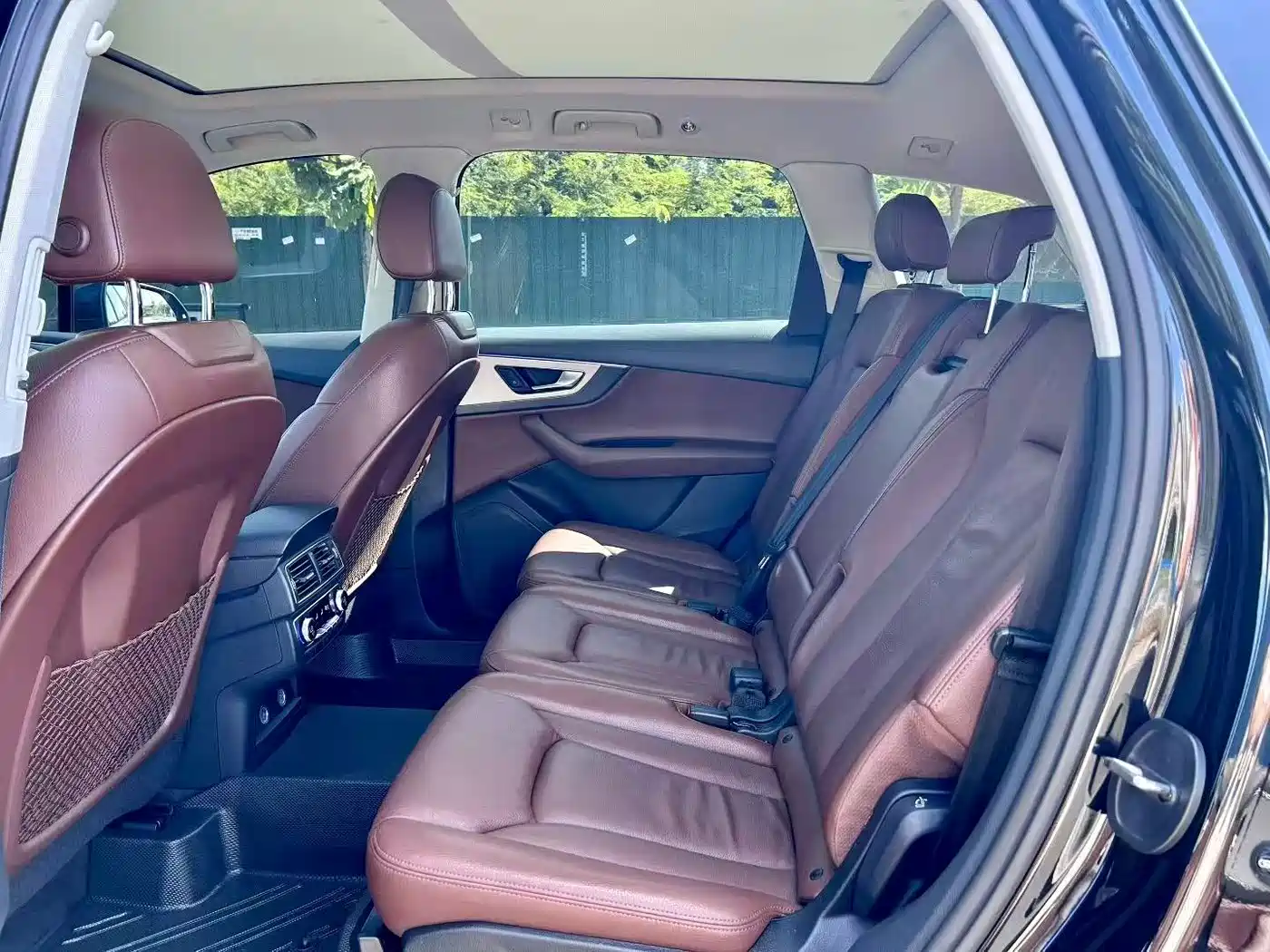 Photo 6 - Audi Q7