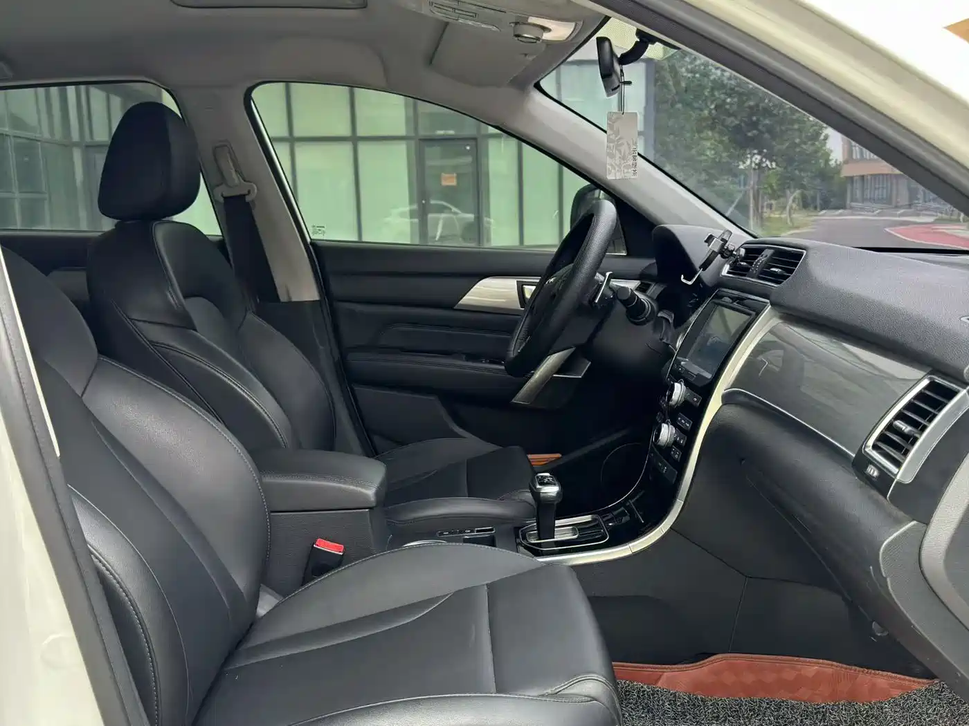 Haval H2 2018 2018 Model Red Label 1.5T Dual-Clutch 2WD Elite