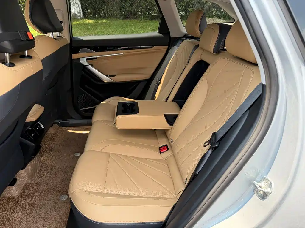 Geely Boyue L 2023 2023 2.0TD DCT Premium Model