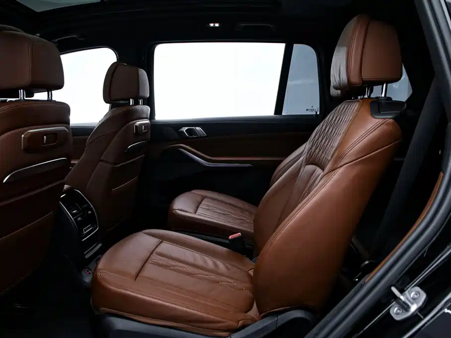 Photo 17 - BMW X7