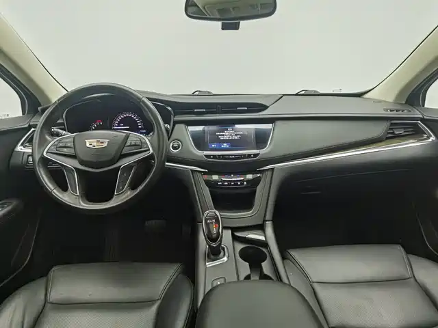 Cadillac XT5 2016 25T Luxury Model — фото 5