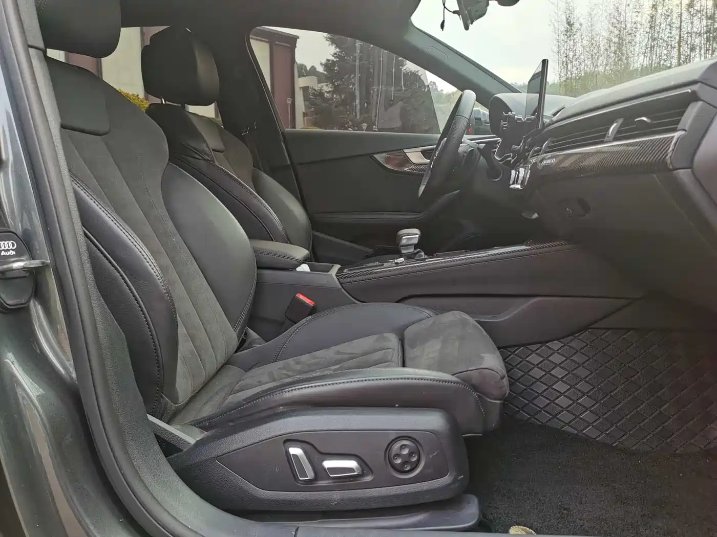 Audi A4L 2024 45 TFSI quattro Premium Dynamic фото 17
