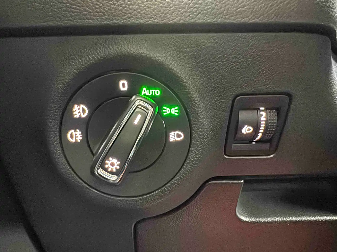 Škoda Karoq 2022 TSI280 Premium фото 11