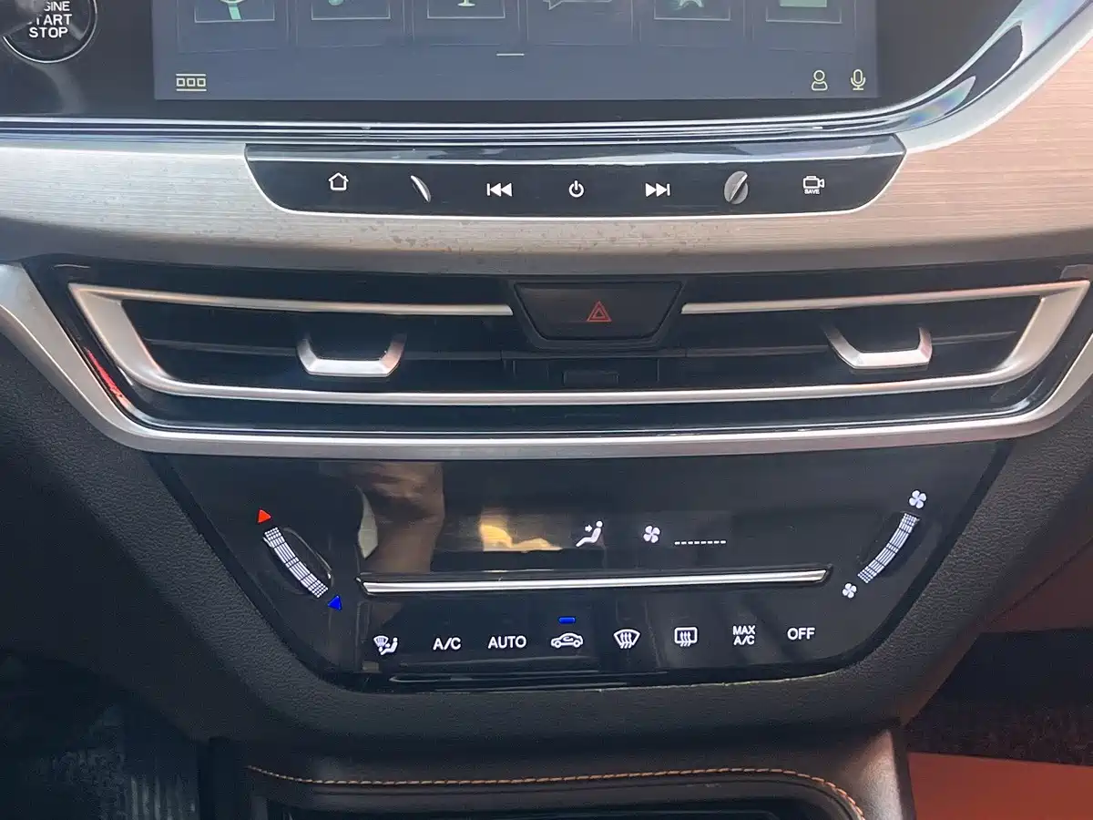 Changan CS35 PLUS 2019 2018 1.6L Automatic Smooth Connect China V