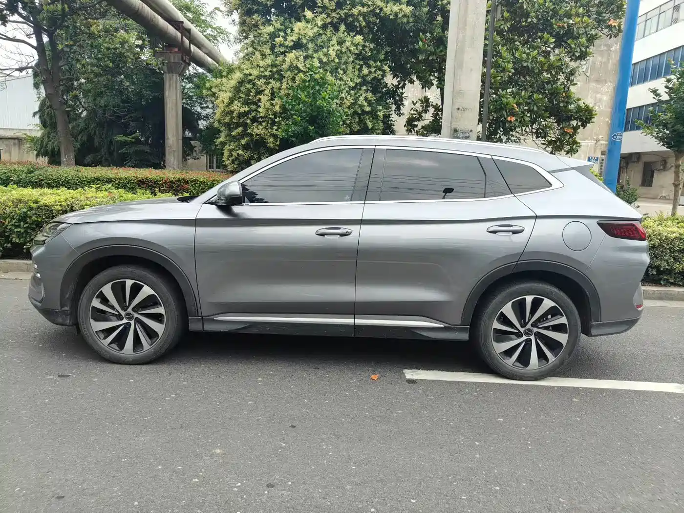 BYD Song PLUS PHEV 2023 Champion Edition DM-i 110KM Flagship PLUS фото 8