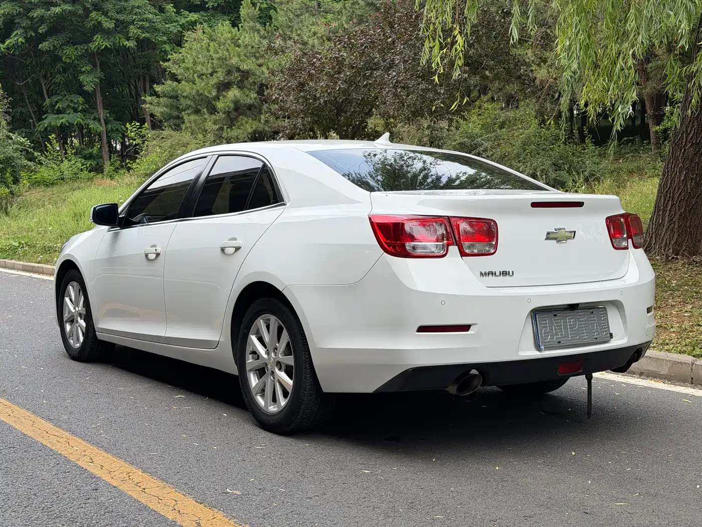 Chevrolet Malibu 2012 2.0L Automatic Luxury Edition фото 16