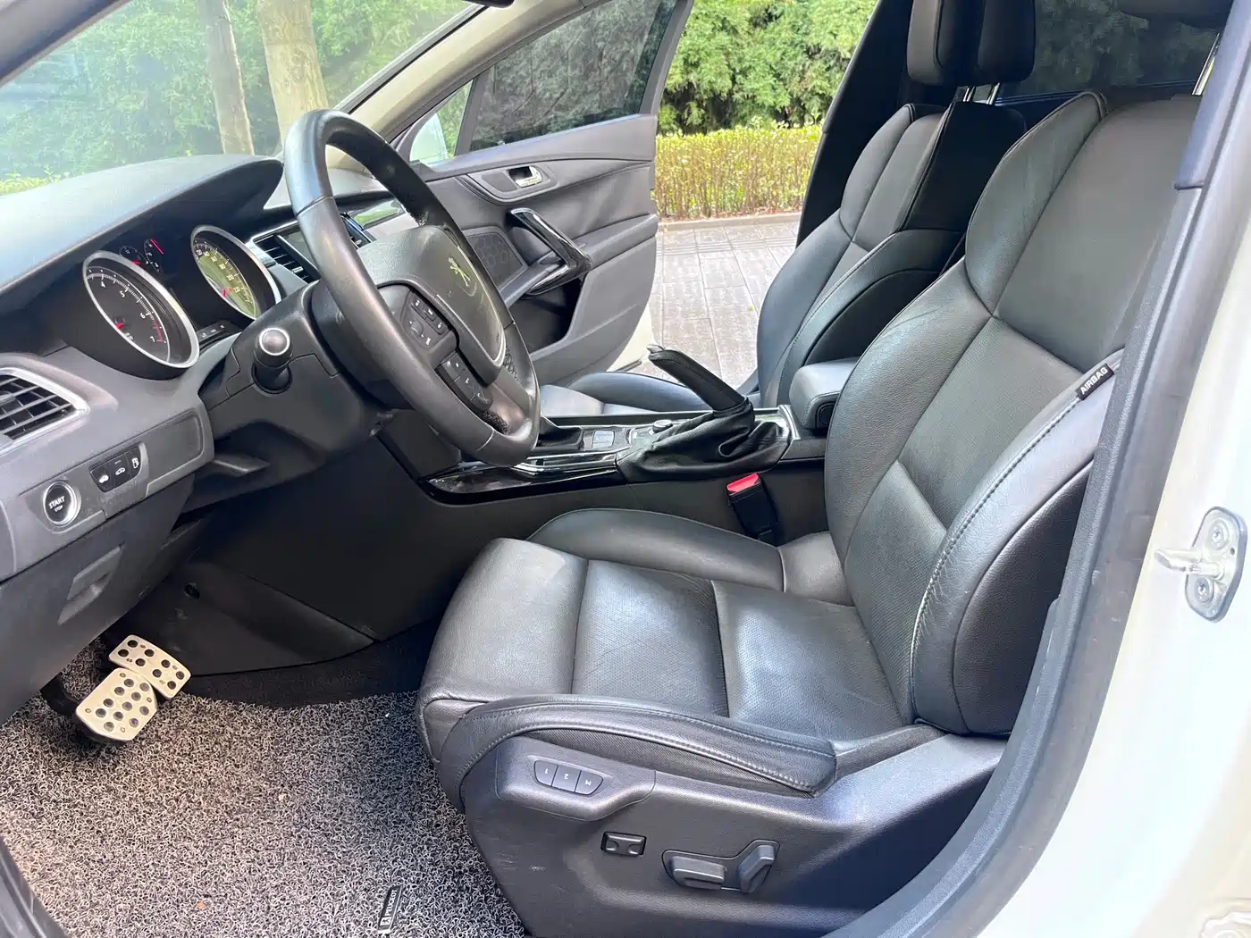 Peugeot 508 2012 2012 2.3L Roland Garros Edition