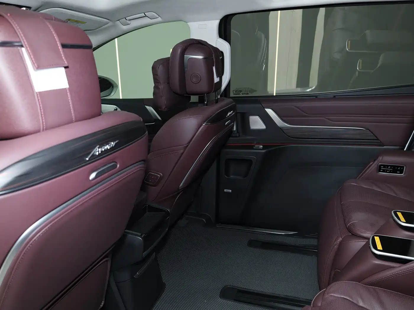 Buick Century 2025 2.0T 6-Seater World Edition фото 16