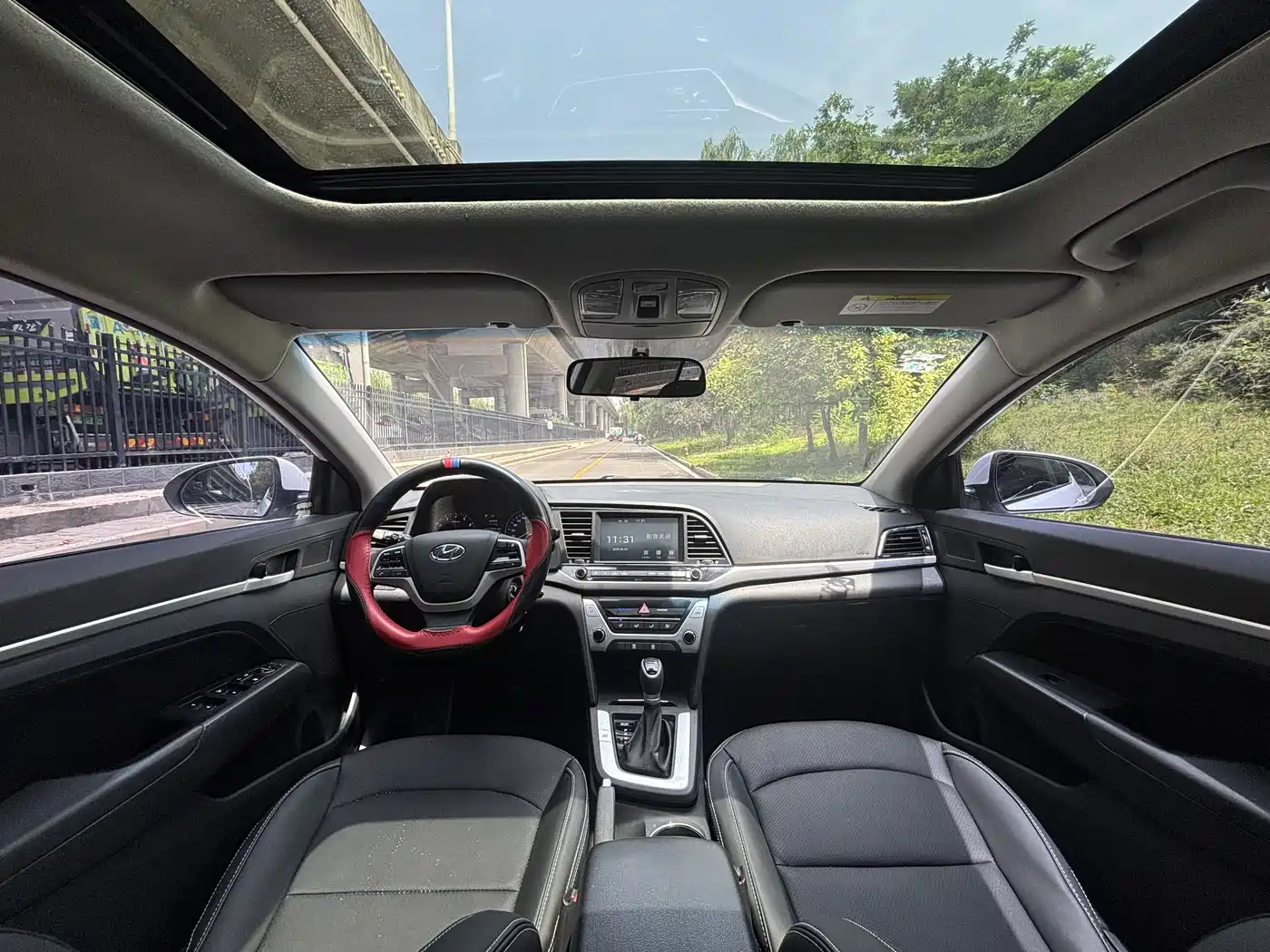 Hyundai Elantra 2016 Model 1.6L Automatic Smart Elite фото 9
