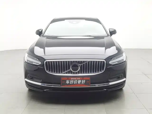 Volvo S90 2021 Model B5 Momentum Luxury Edition — фото 3