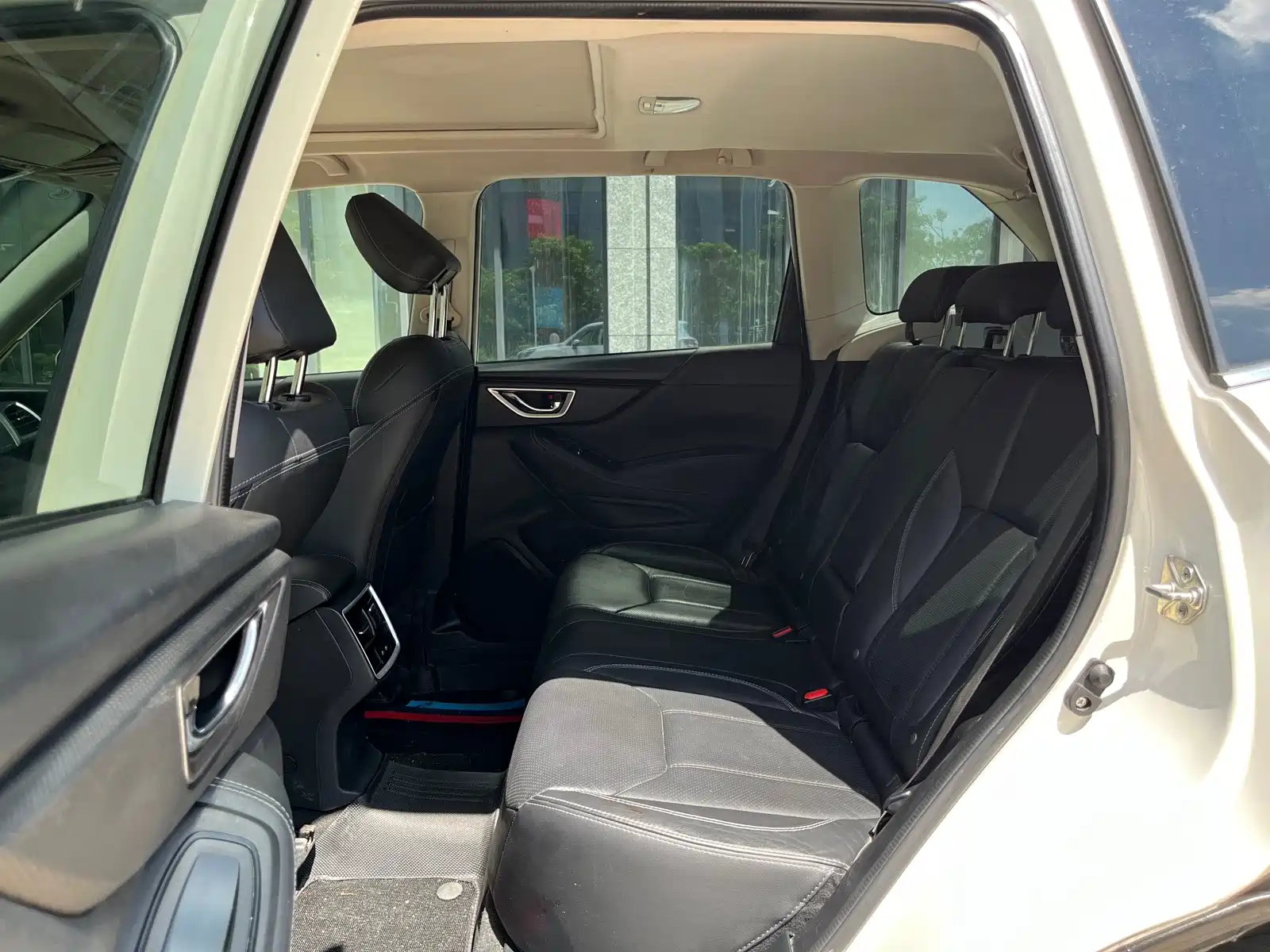 Photo 9 - Subaru Forester