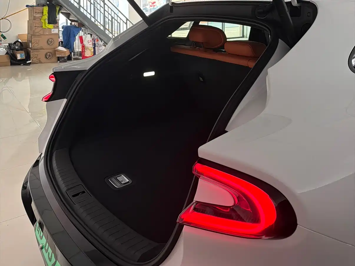 Xiaomi Auto Xiaomi YU7 2025 Ultra Long Range High Performance AWD Max Edition фото 12