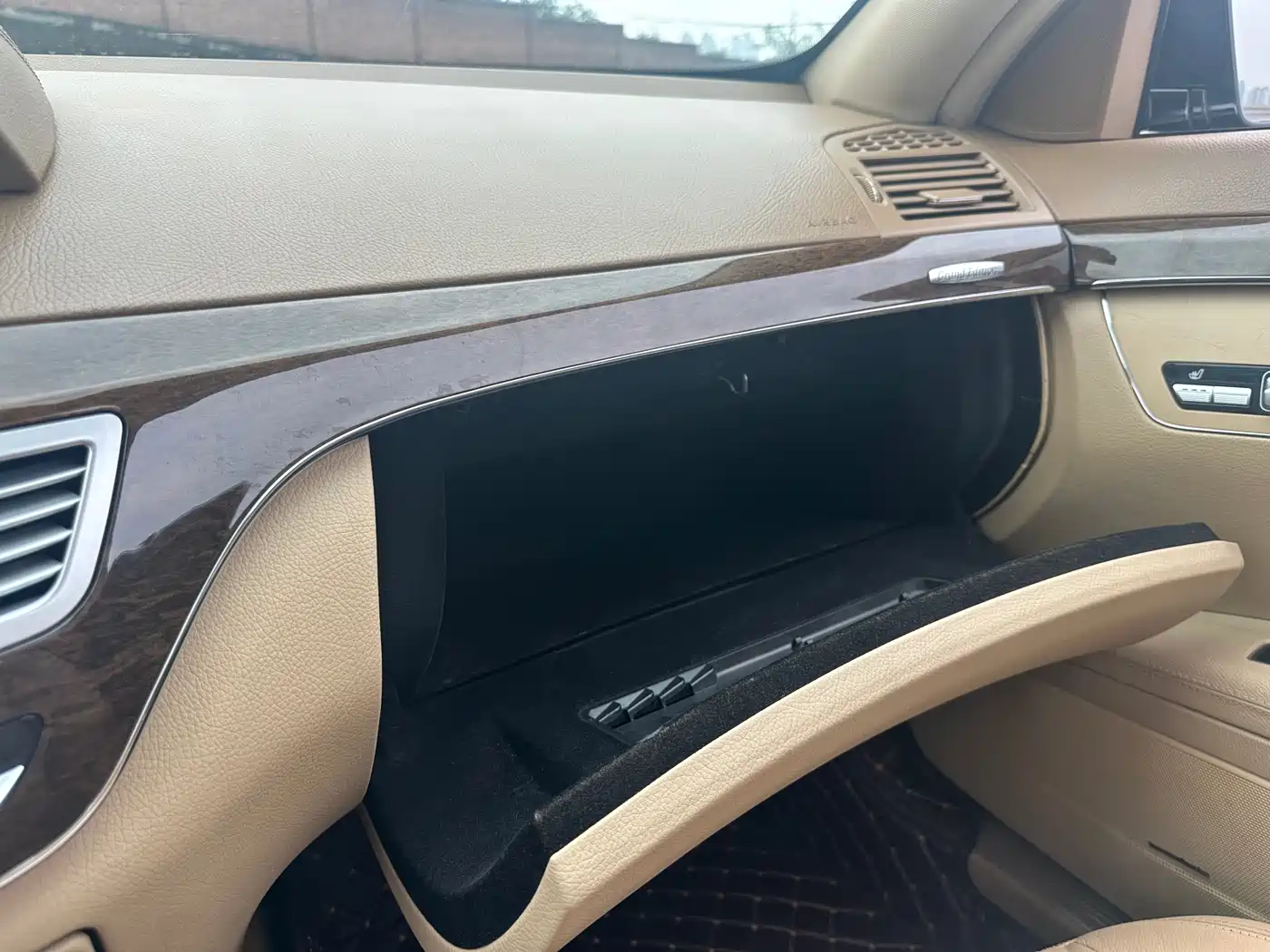 Mercedes-Benz S-Class 2012 S 300 L Business Grand Edition фото 28
