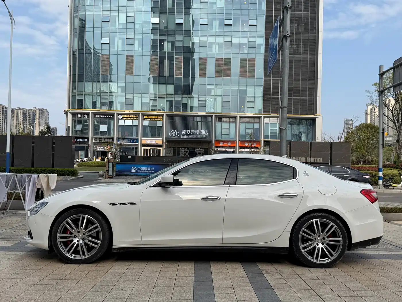 Maserati Ghibli 2015 2014 3.0T Standard