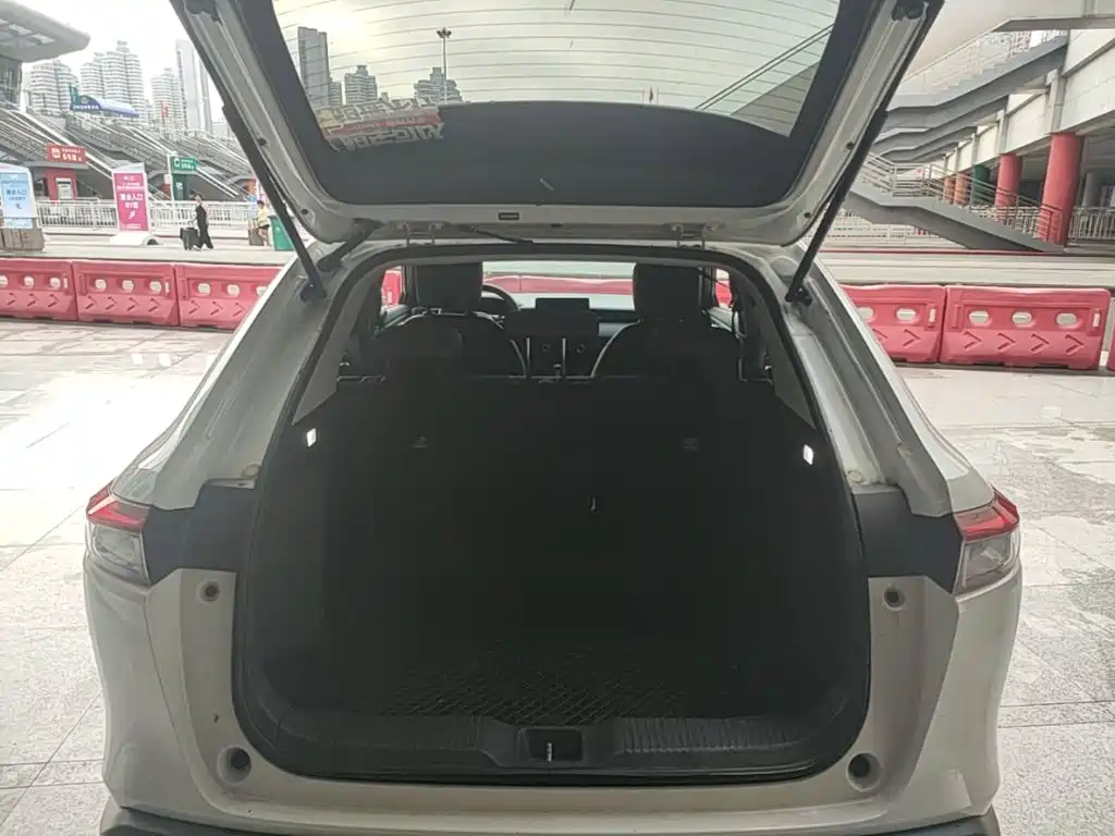 Photo 15 - Honda Vezel