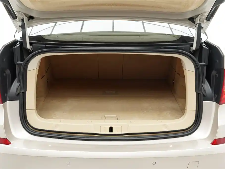 BMW 5 Series GT 2013 535i xDrive Luxury фото 22